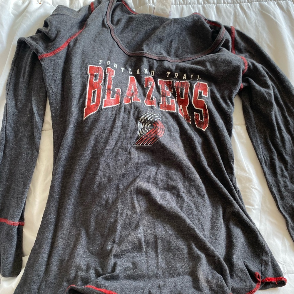 NBA Portland Trail Blazers Long Sleeve Tee - Black and Red